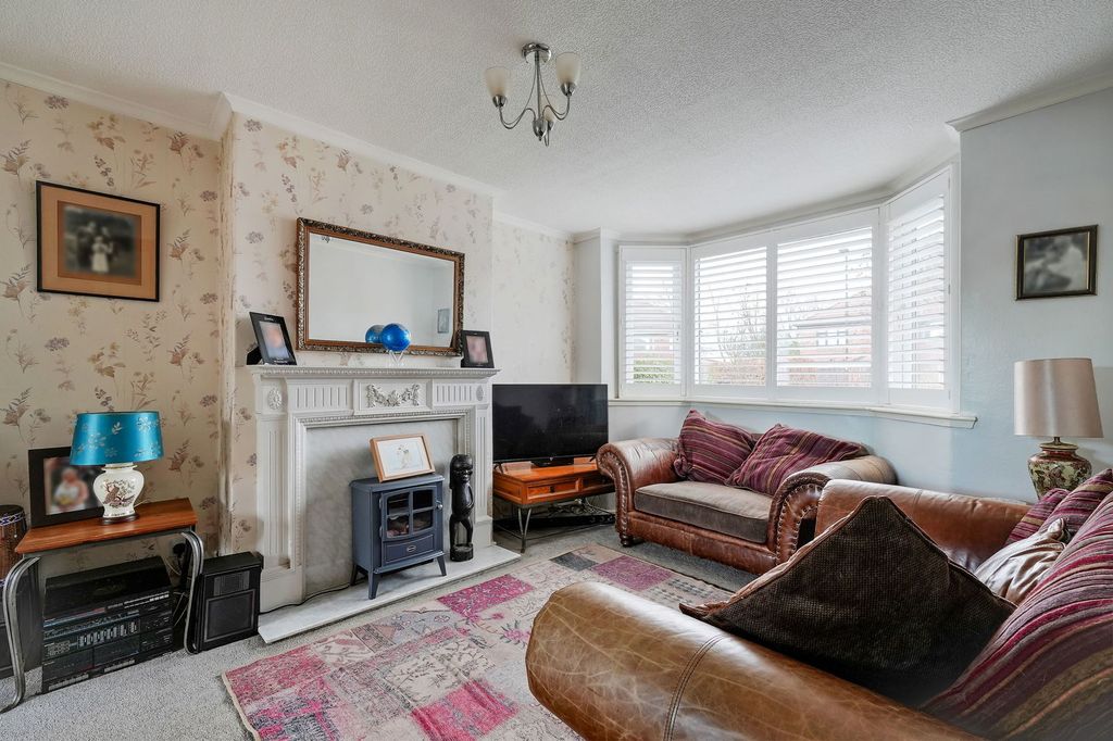 Property photo 2 of 24