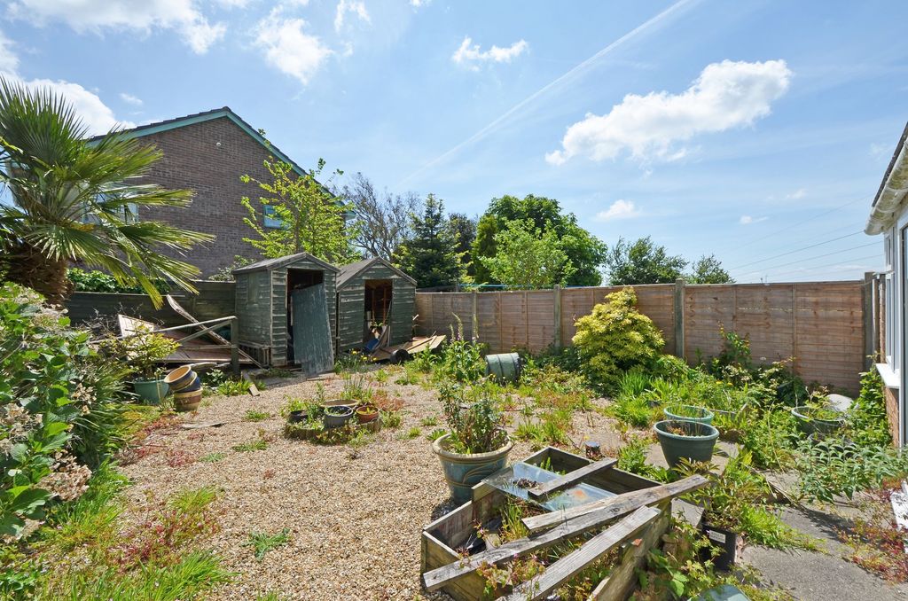 Property photo 3 of 26