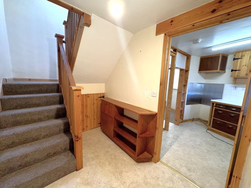 Property photo 2 of 11 Photo 3