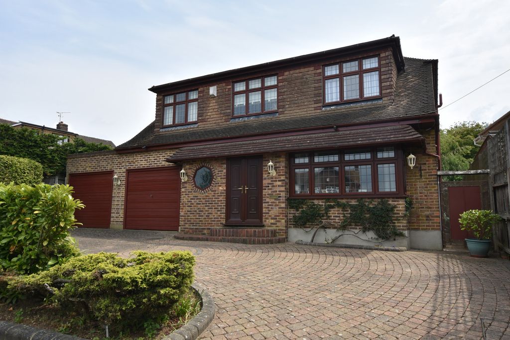 Property photo 1 of 19