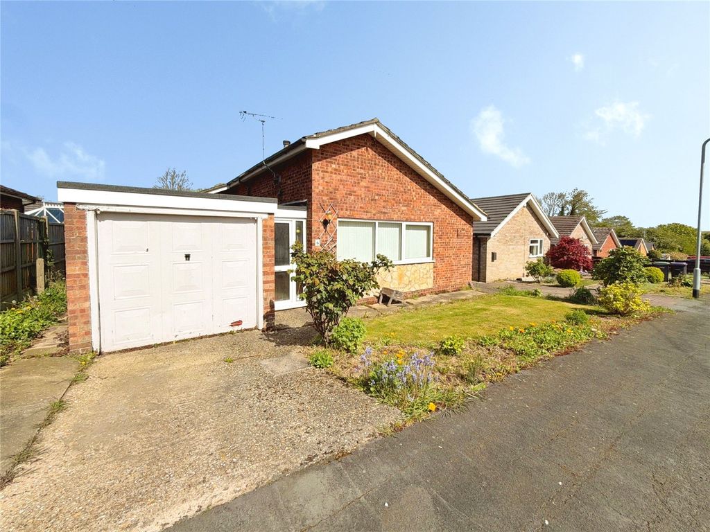Property photo 1 of 13 Outside