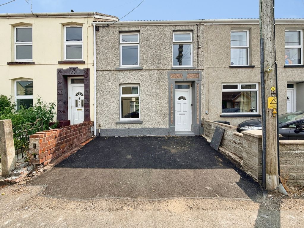 Property photo 2 of 30 5323743