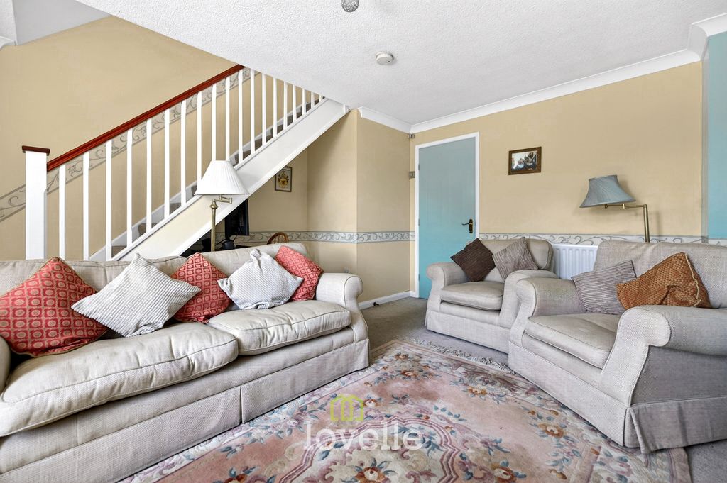 Property photo 3 of 20