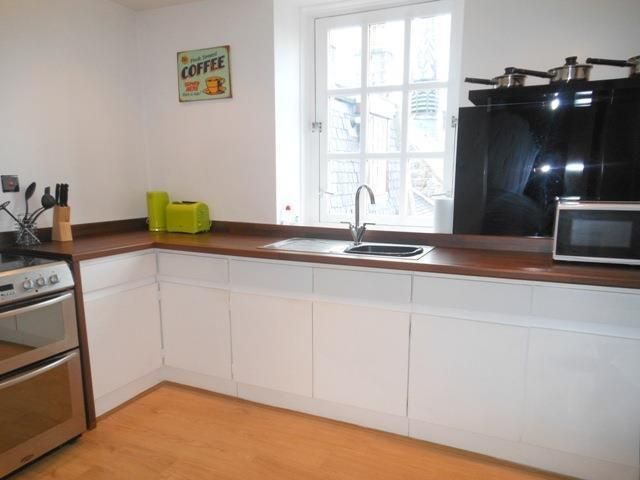 Property photo 2 of 4 Kitchen