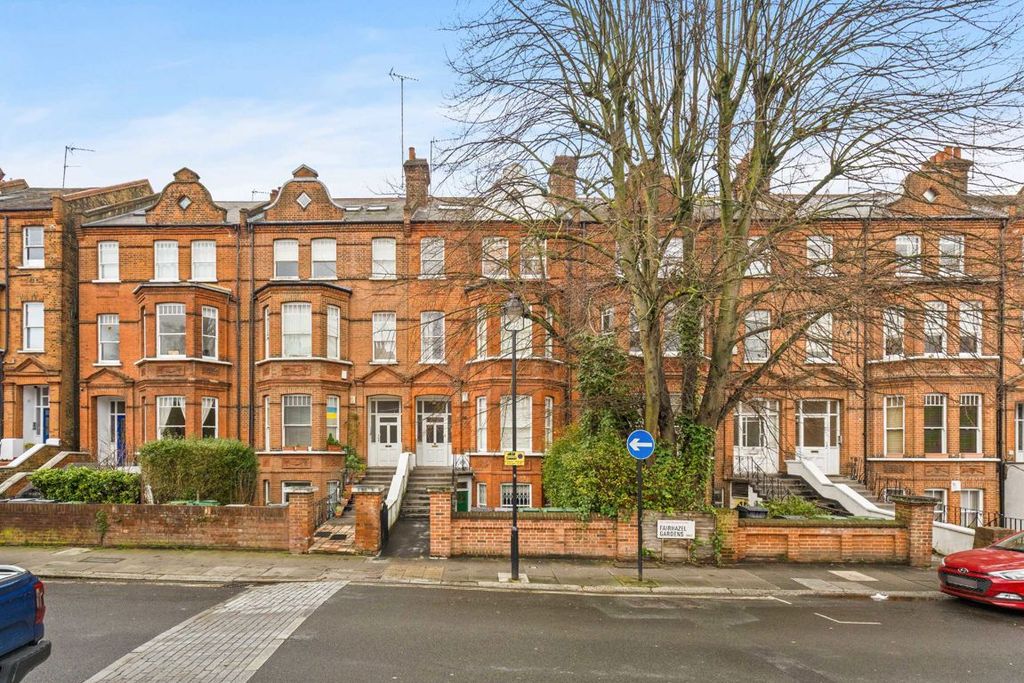 Property photo 1 of 4