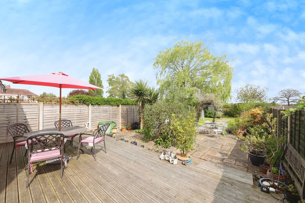 Property photo 3 of 16