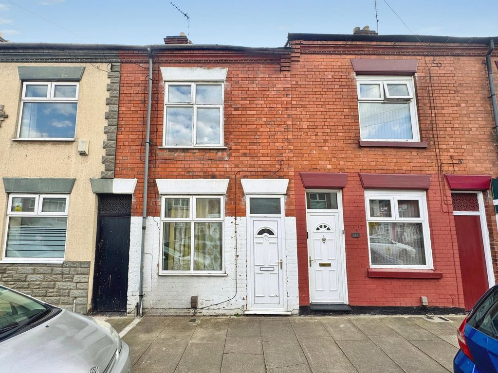 Property photo 1 of 12