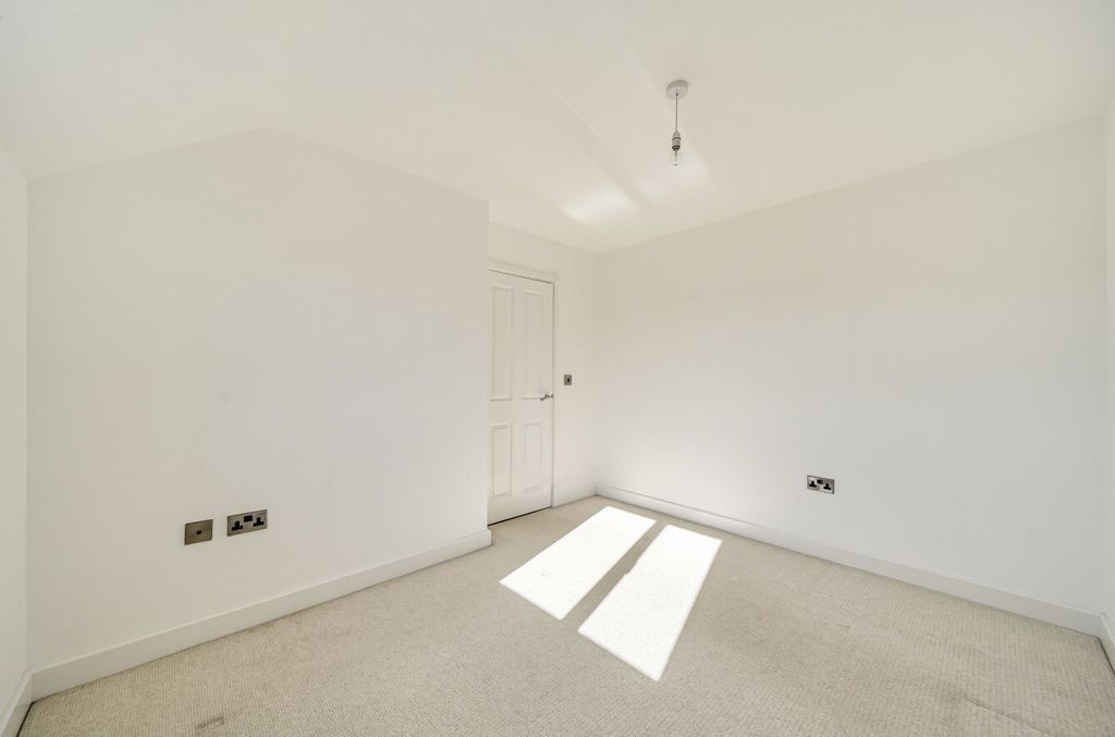 Additional image 10 of 3 bed link detached house for saleBrynmor Close, Newtown, Powys SY16
