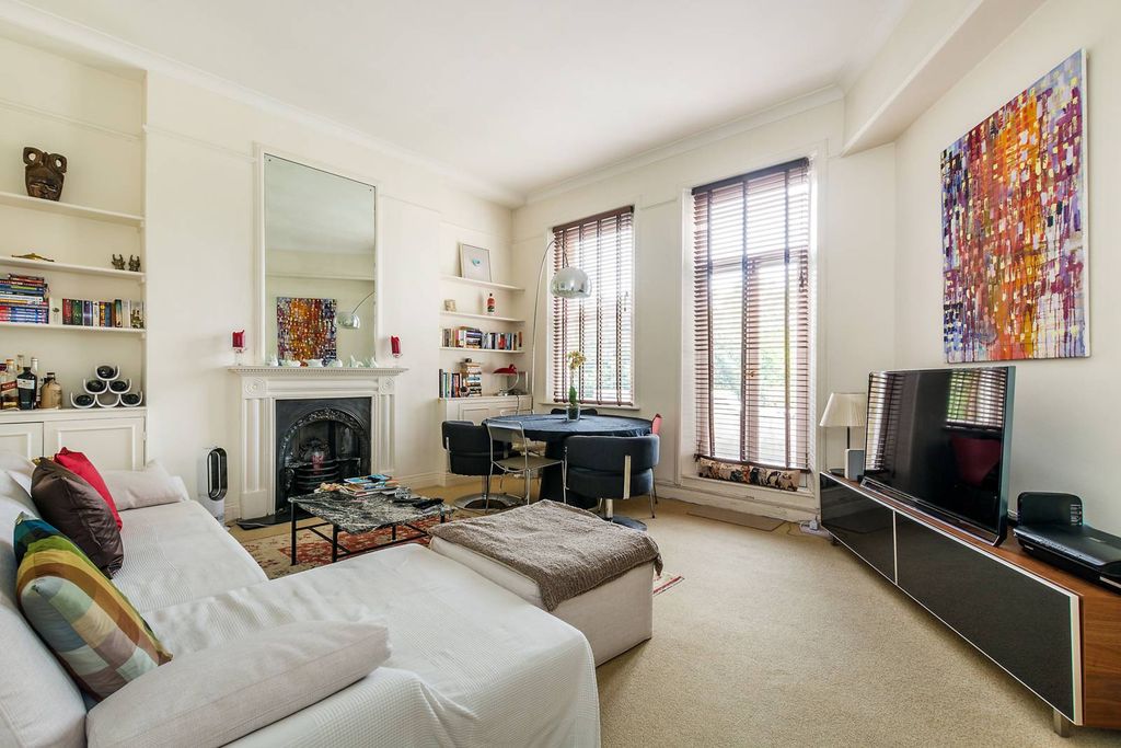 Property photo 2 of 9