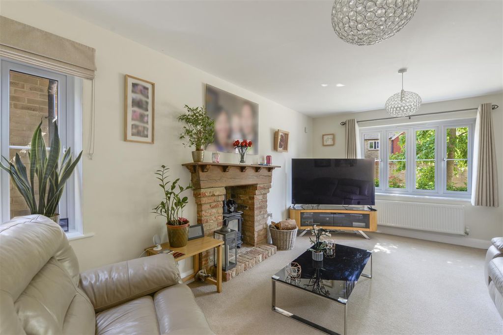 Property photo 3 of 27 232Abull04.Jpg