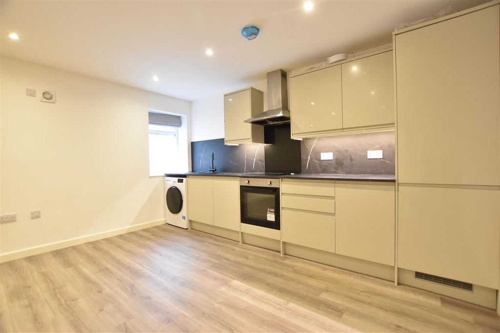 Property photo 1 of 8 Dsc_0942.Jpg