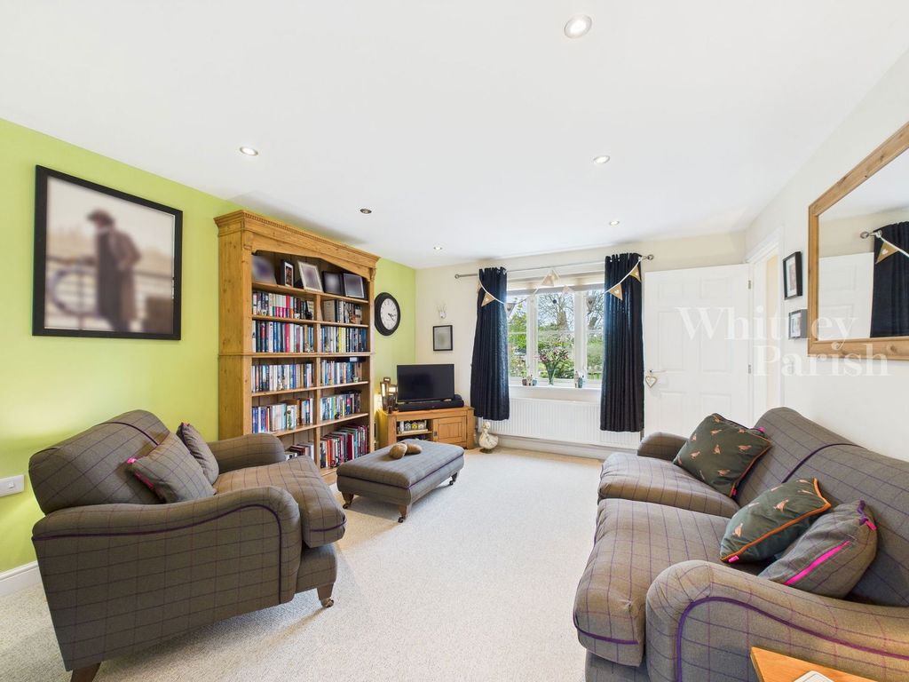 Property photo 3 of 16