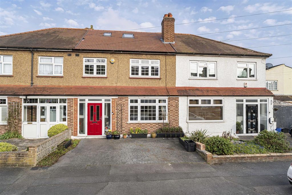 Property photo 1 of 20 26_76816.Jpg