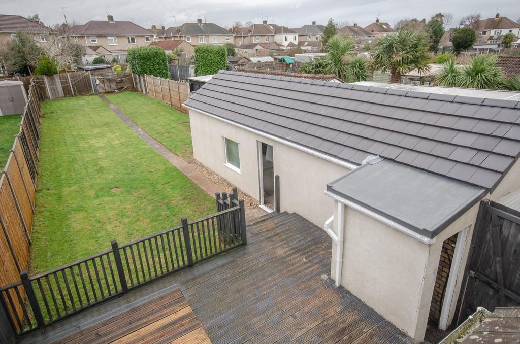 Property photo 2 of 17 Garden View.Jpg