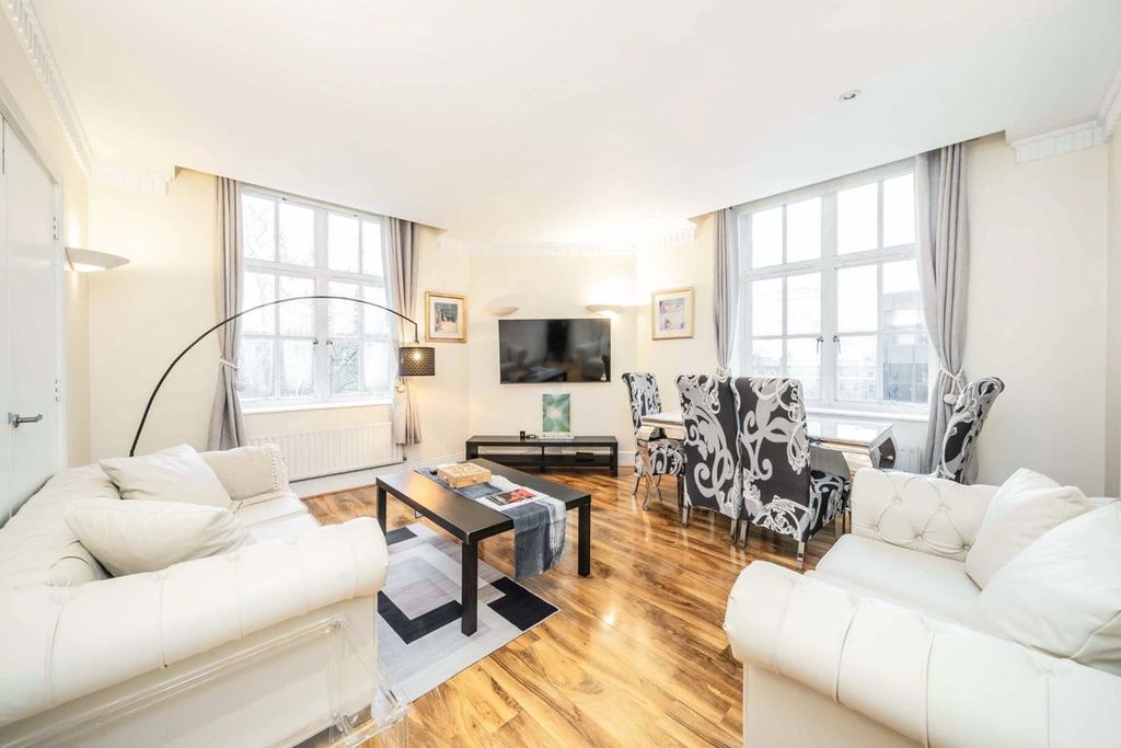 Property photo 2 of 7