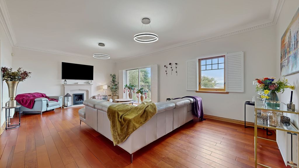 Property photo 2 of 60 35-Print-24 Hollybush Lane_45