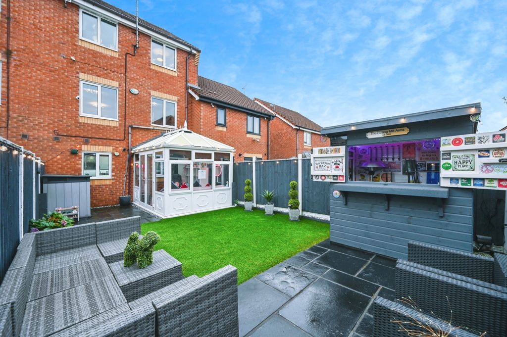 Property photo 3 of 15