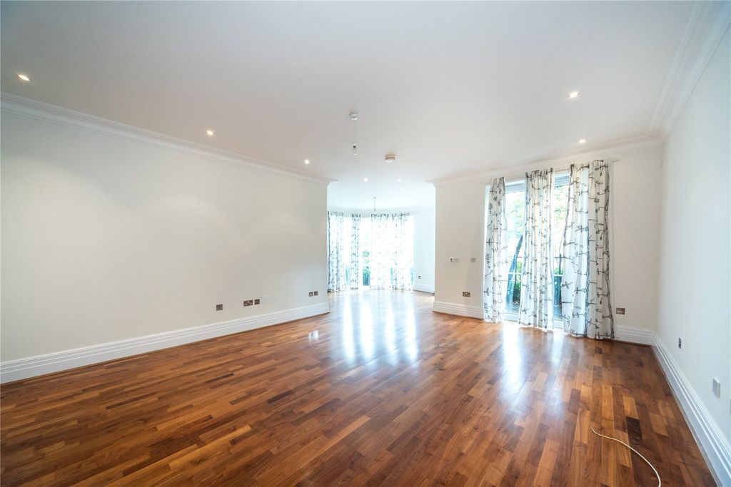 Property photo 3 of 15 Picture No. 03