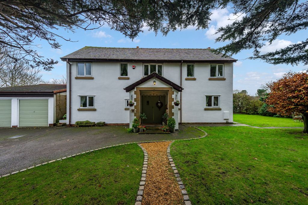 Property photo 3 of 75