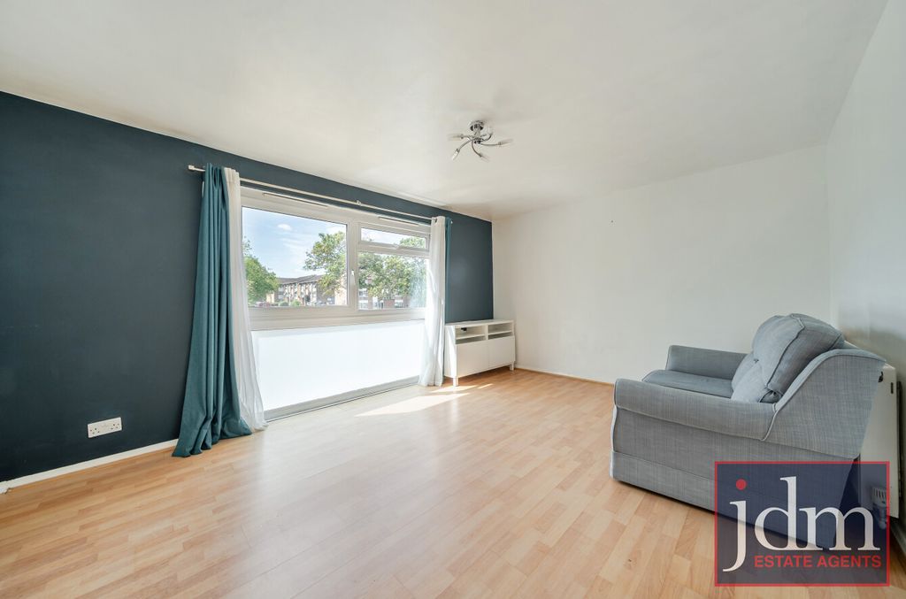 Property photo 3 of 10 Reception Room