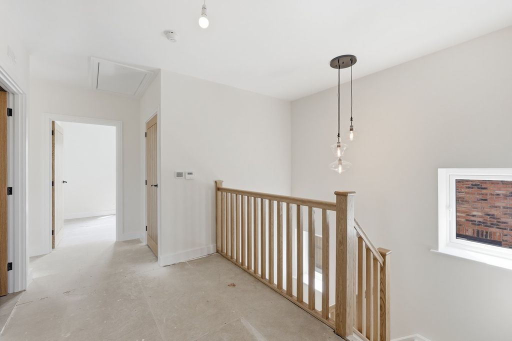Additional image 11 of 5 bed detached house for saleOakley Gardens, Little Oakley, Harwich CO12