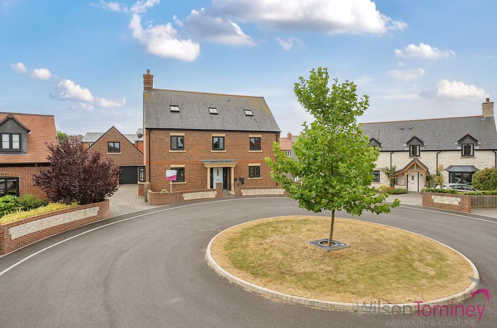 Property photo 1 of 36 08c3452E-6F64-455A-9d7F-224053113B0E.Jpg