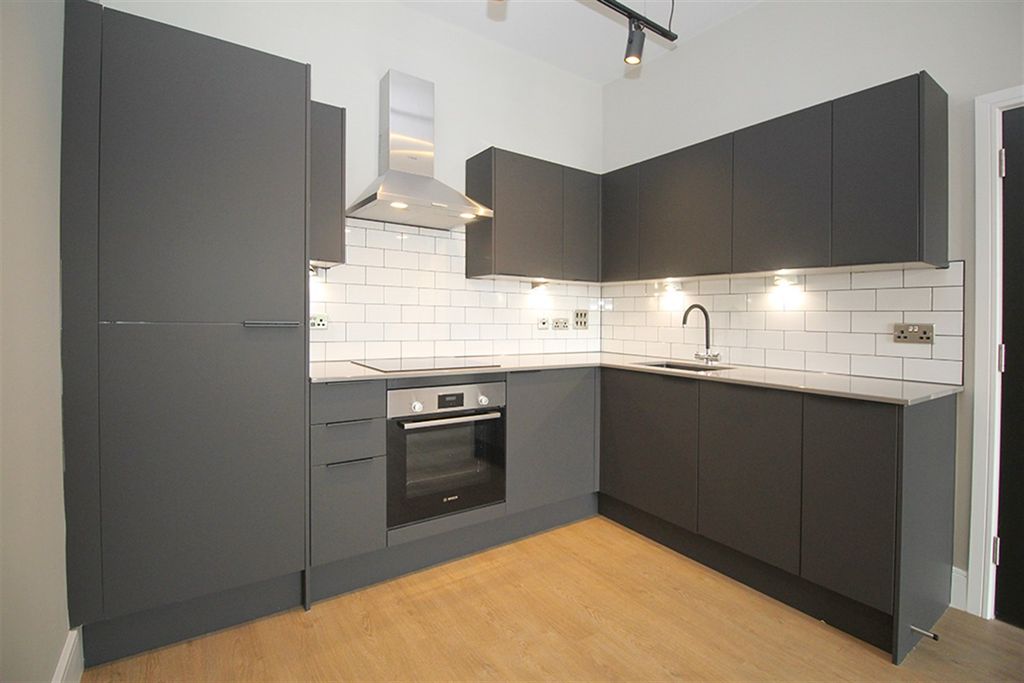 Property photo 1 of 24 (Main)