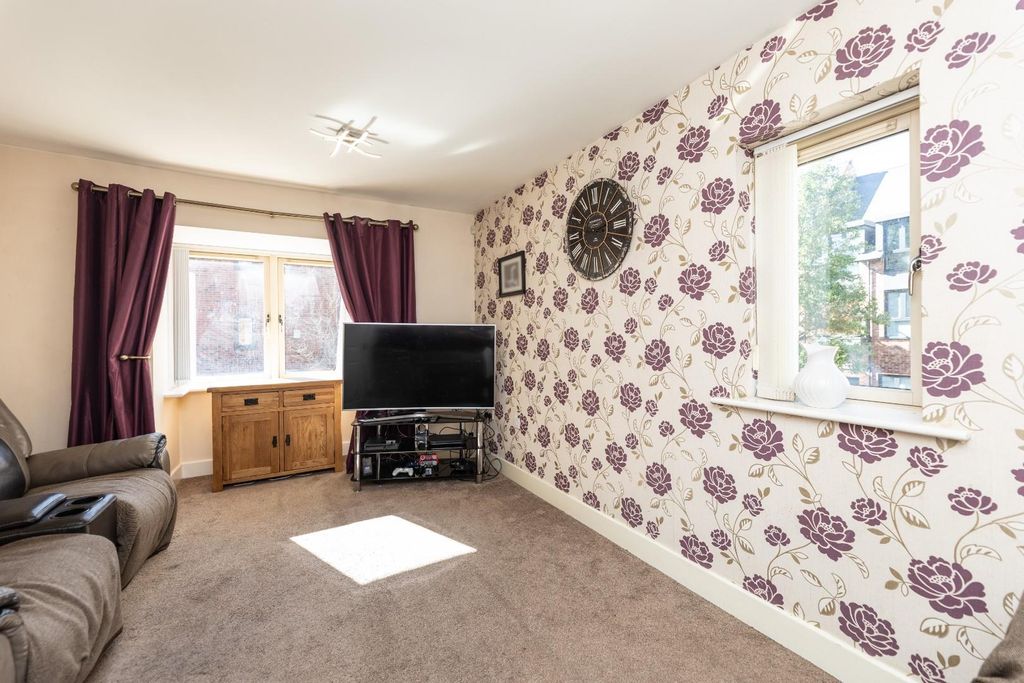Property photo 2 of 23 5C5A5120.Jpg