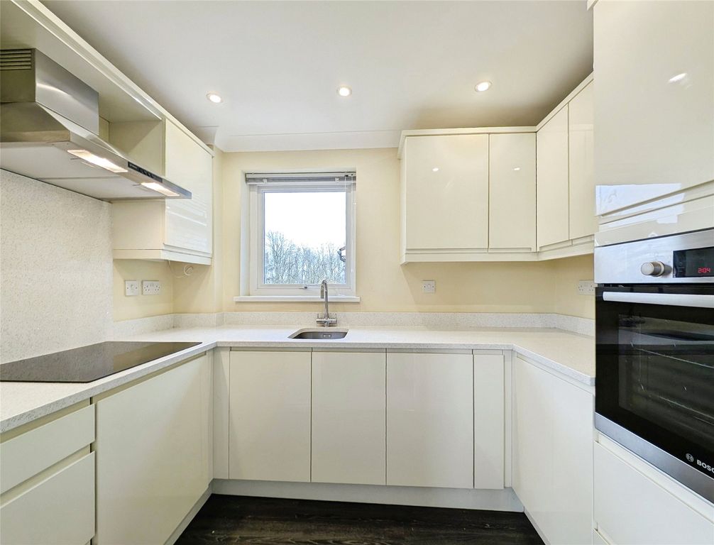 Property photo 2 of 14 Kitchen