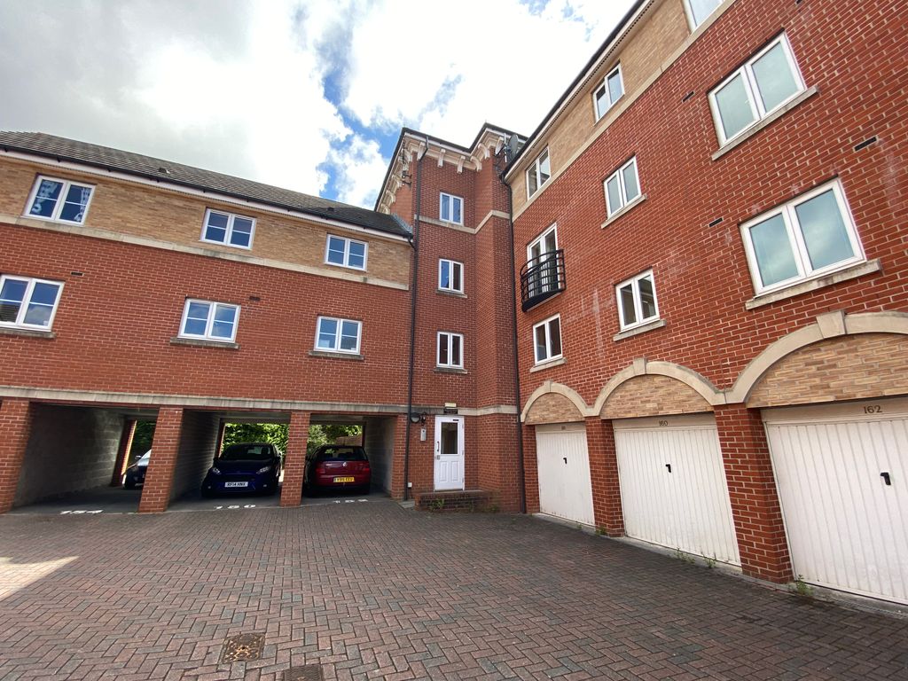 Property photo 3 of 8