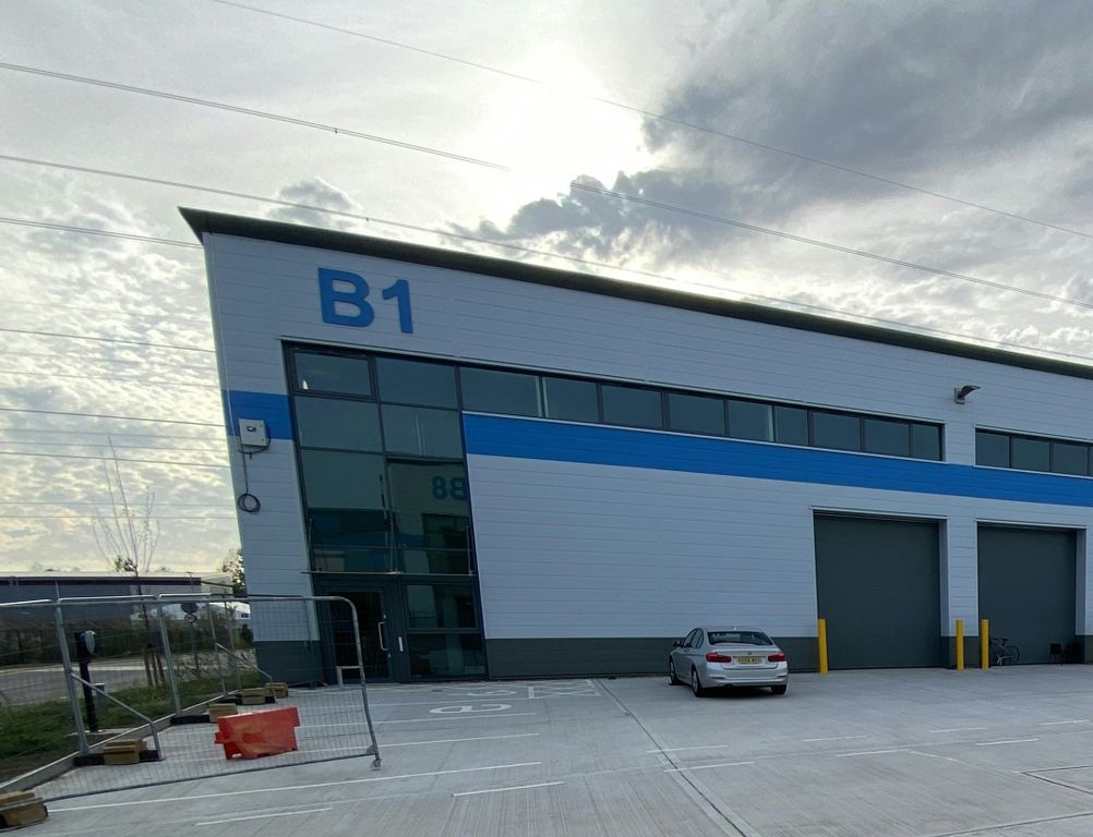 Property photo 1 of 11 Logicor Unit B1 Front.Jpg