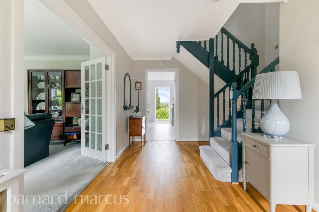 Property photo 1 of 24