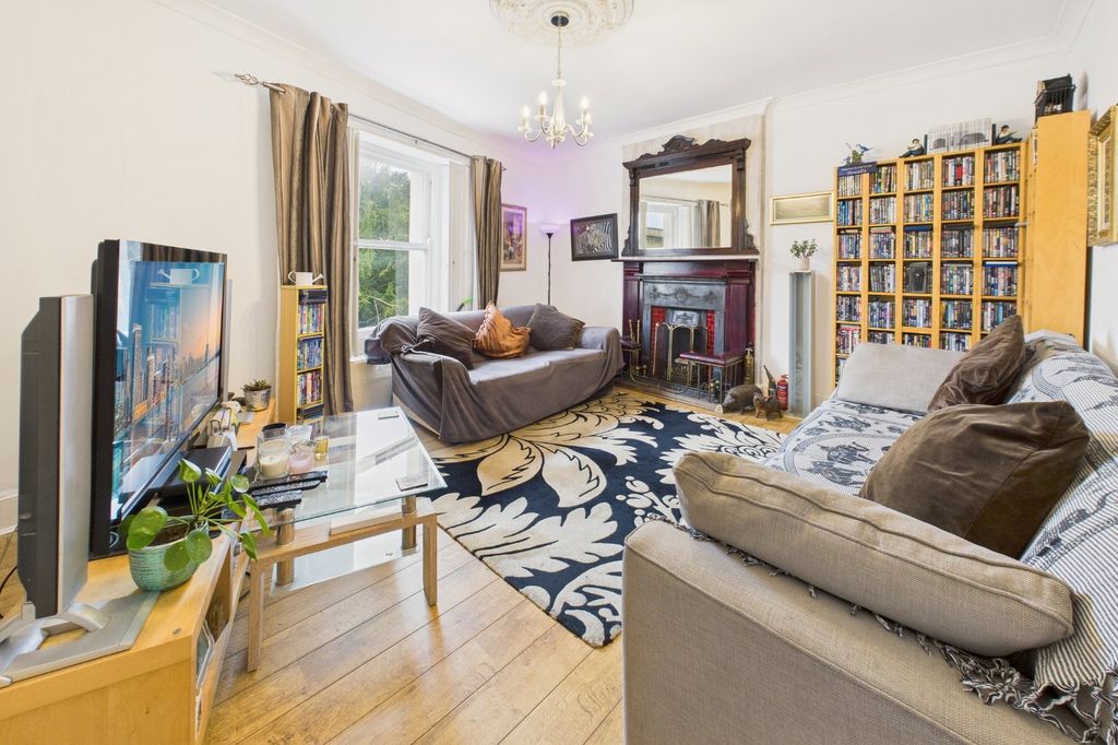 Property photo 2 of 13 Living Room