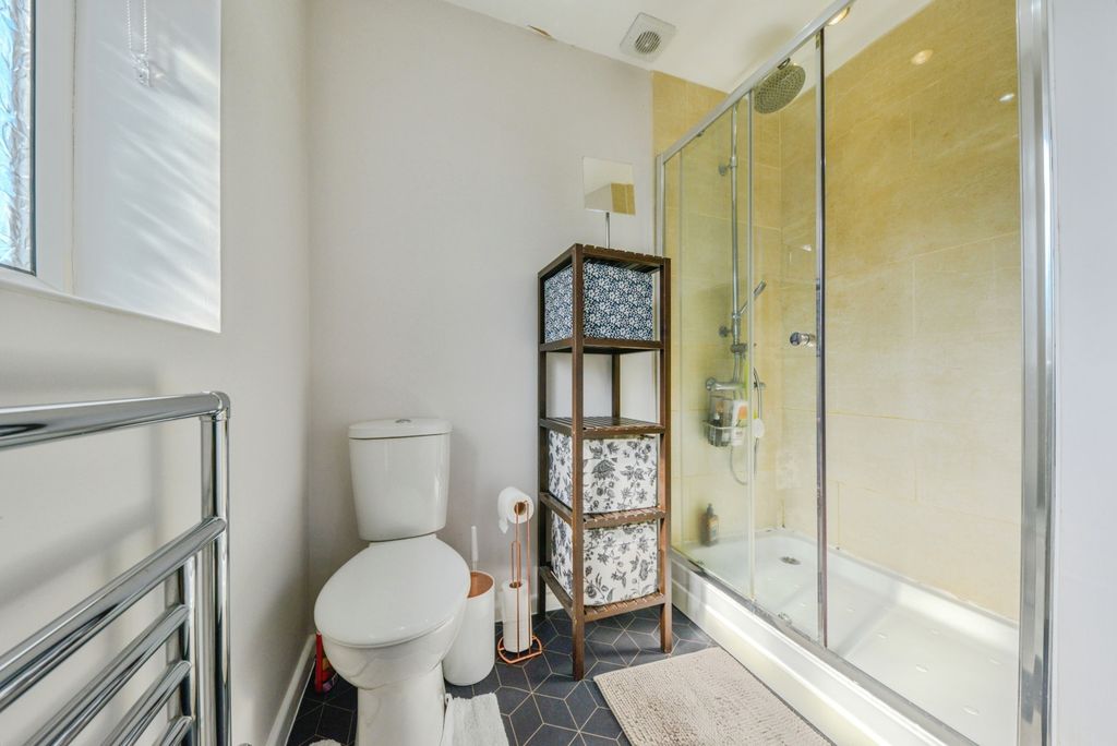 Additional image 14 of 4 bed semi-detached house for salePurwell Lane, Hitchin SG4