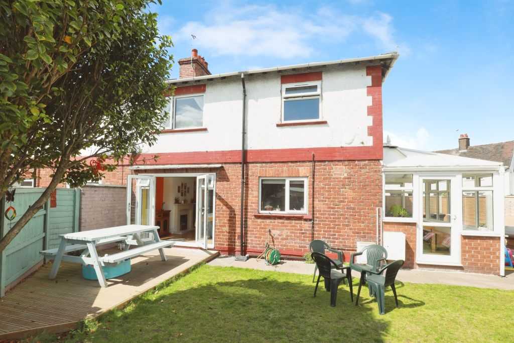 Property photo 1 of 17