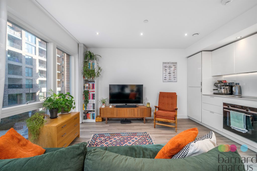 Property photo 3 of 12 Living Room