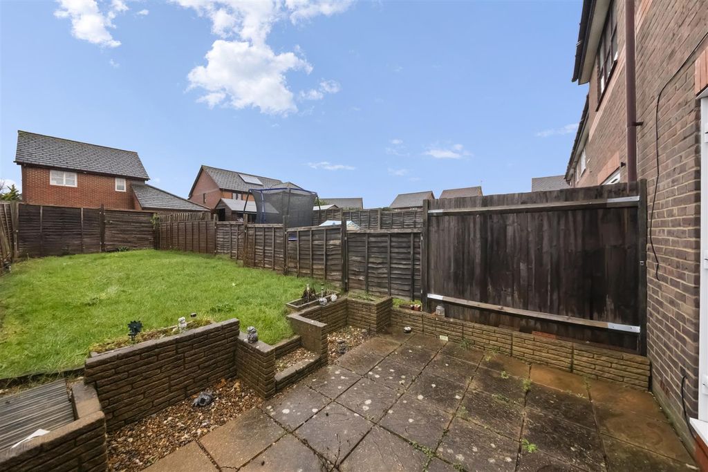 Property photo 2 of 9