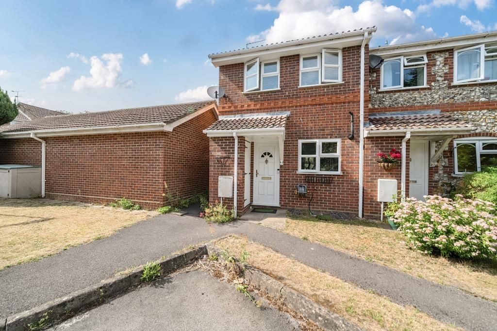 Property photo 1 of 19 External View