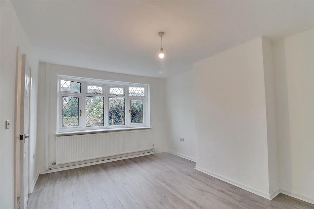 Property photo 2 of 12 User_Edited_Photo-A05B43F6_User-Edited-8383Ecbb-c6