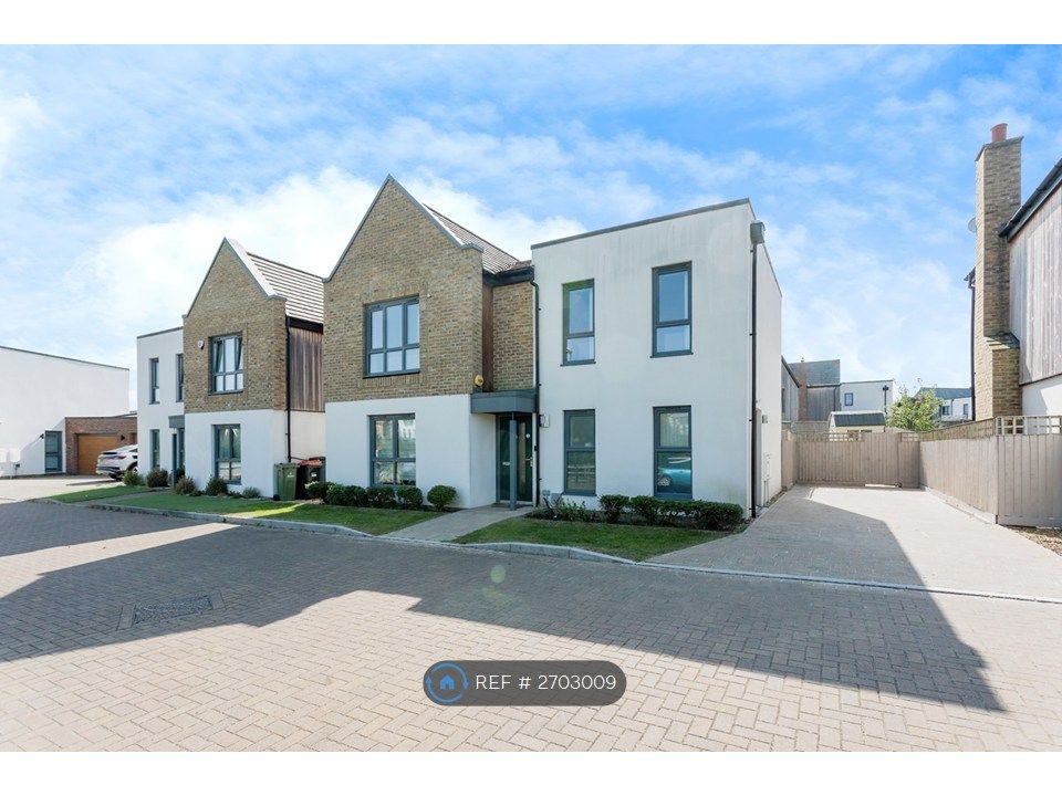 Property photo 3 of 31