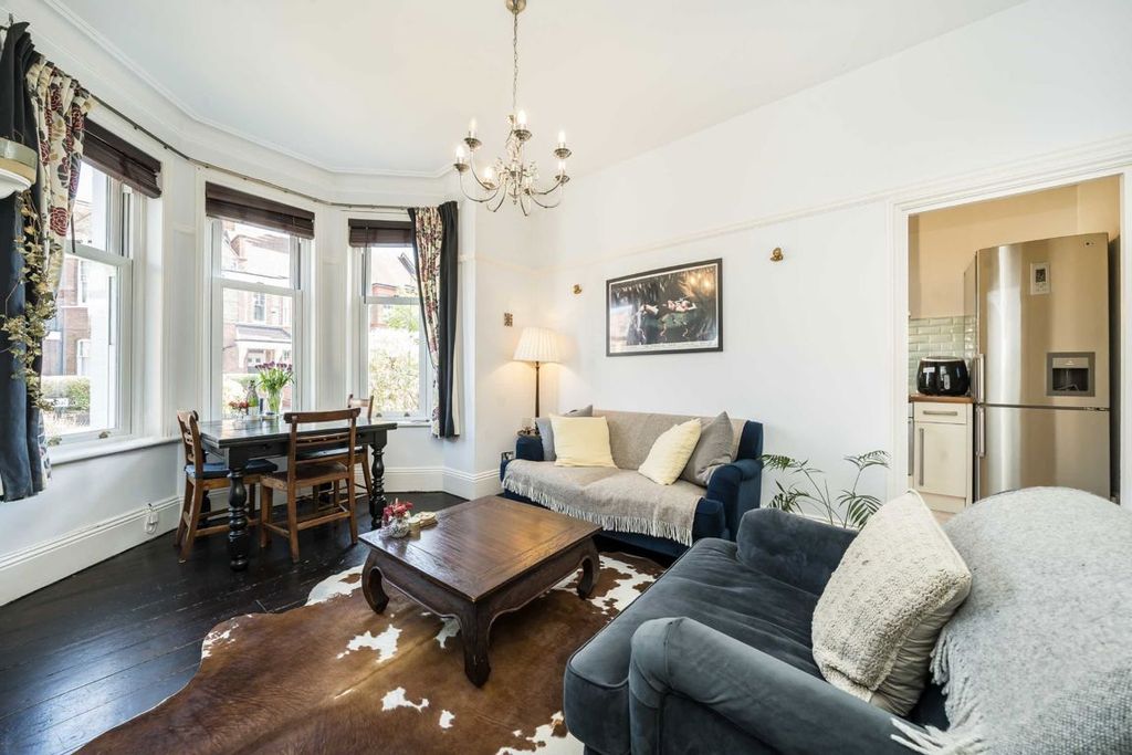 Property photo 3 of 8