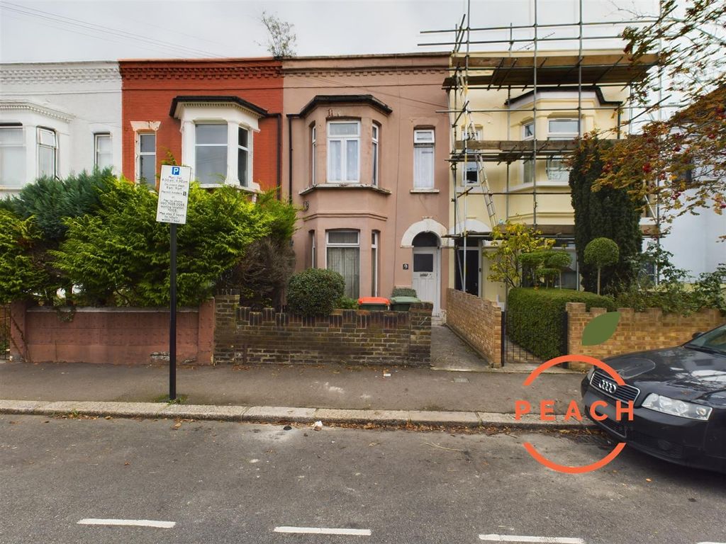 Property photo 1 of 8 Cam04237G0-Pr0034-Still017.Jpg