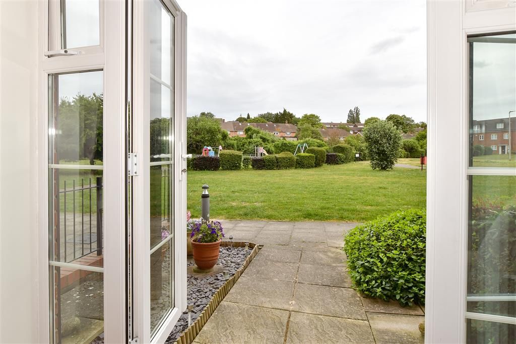 Property photo 1 of 8 Internal Lifestyle Photograph