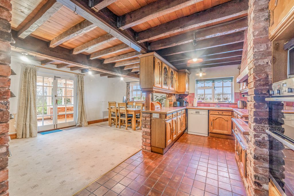 Property photo 3 of 29