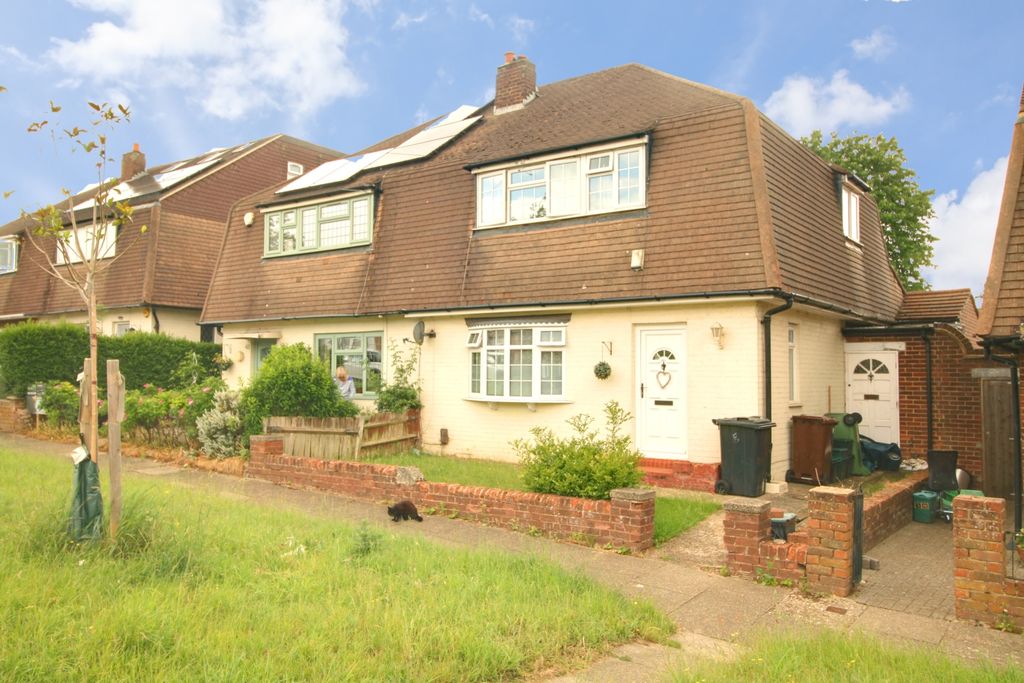 Property photo 1 of 23 Img_6382-Img_6384
