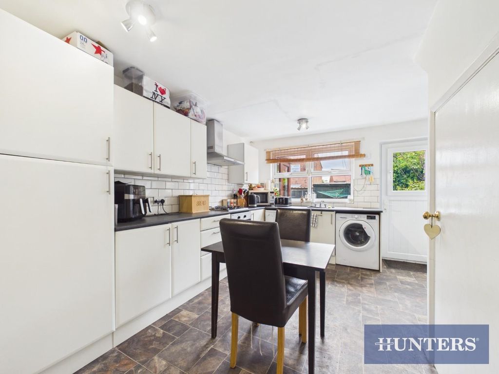 Property photo 3 of 13 Cam06497G6-Pr0006-Still007.Jpg