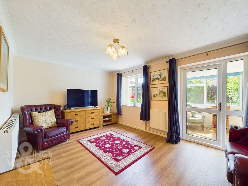 Property photo 2 of 23