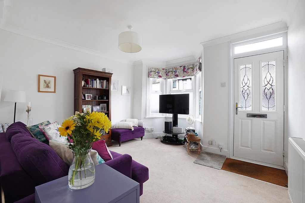 Property photo 3 of 13 3968899