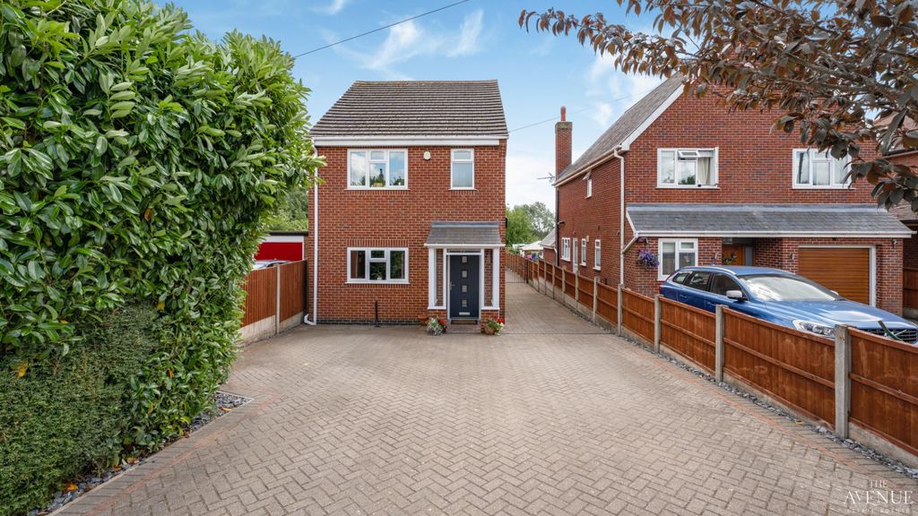 Property photo 1 of 32 4137101