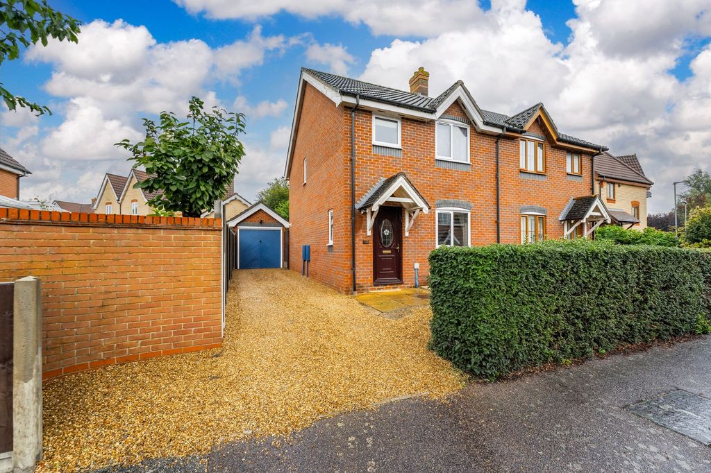 Property photo 1 of 18